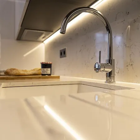 Divine Couture - Cambon Appartement
